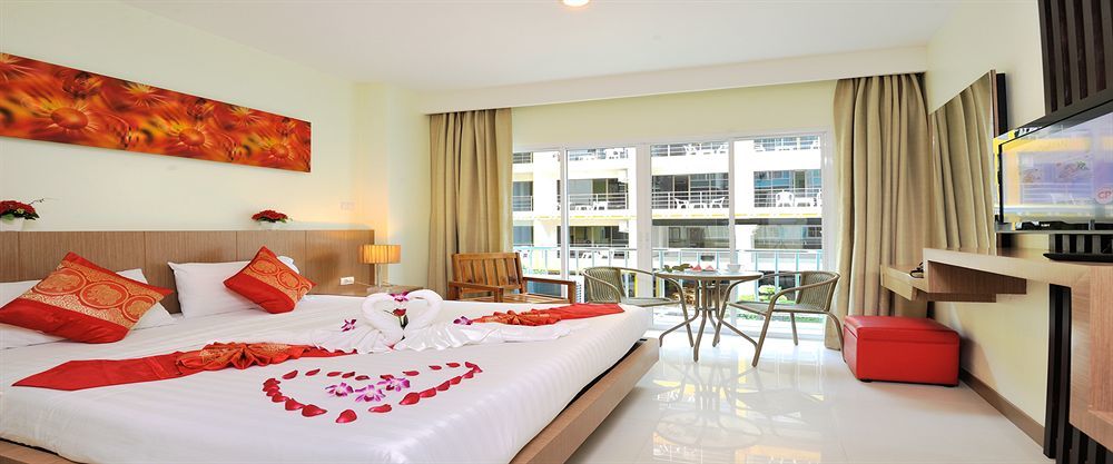 Pimrada Hotel Patong Exterior foto